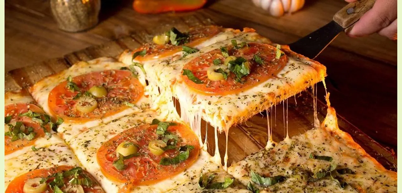 'Food aggregators like Swiggy, Zomato making consumers discount addicts'