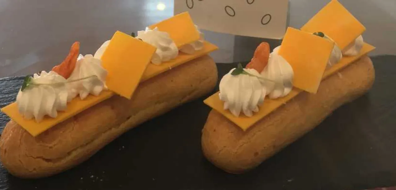 Mango Cashew fenny éclair at Le Meridien Goa, Calangute.