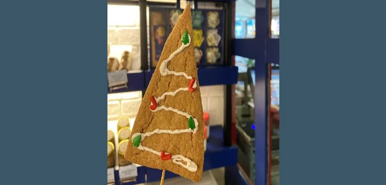 Deli By The Blue brings the delish ginger cookies to celebrate the holiday season!