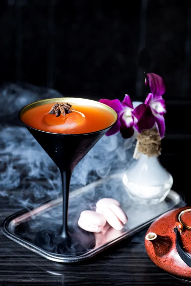 Redefining Vintage Asia as a high energy fine dining restaurant blending finest of Japanese and Asian cuisine, with handcrafted cocktails in the repertoire