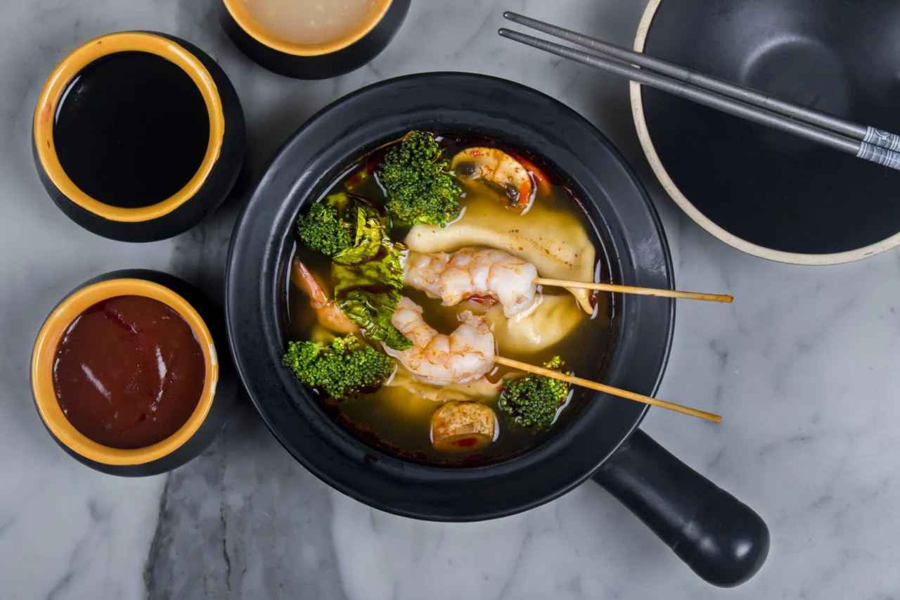 This monsoon, enjoy a special culinary experience with Della Resorts’ Chinese Hot Pot