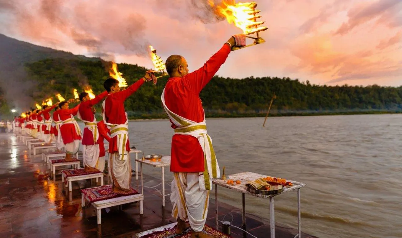 Experience Dussehra Festivities & Deepawali Holidays At Leisure Hotels Group