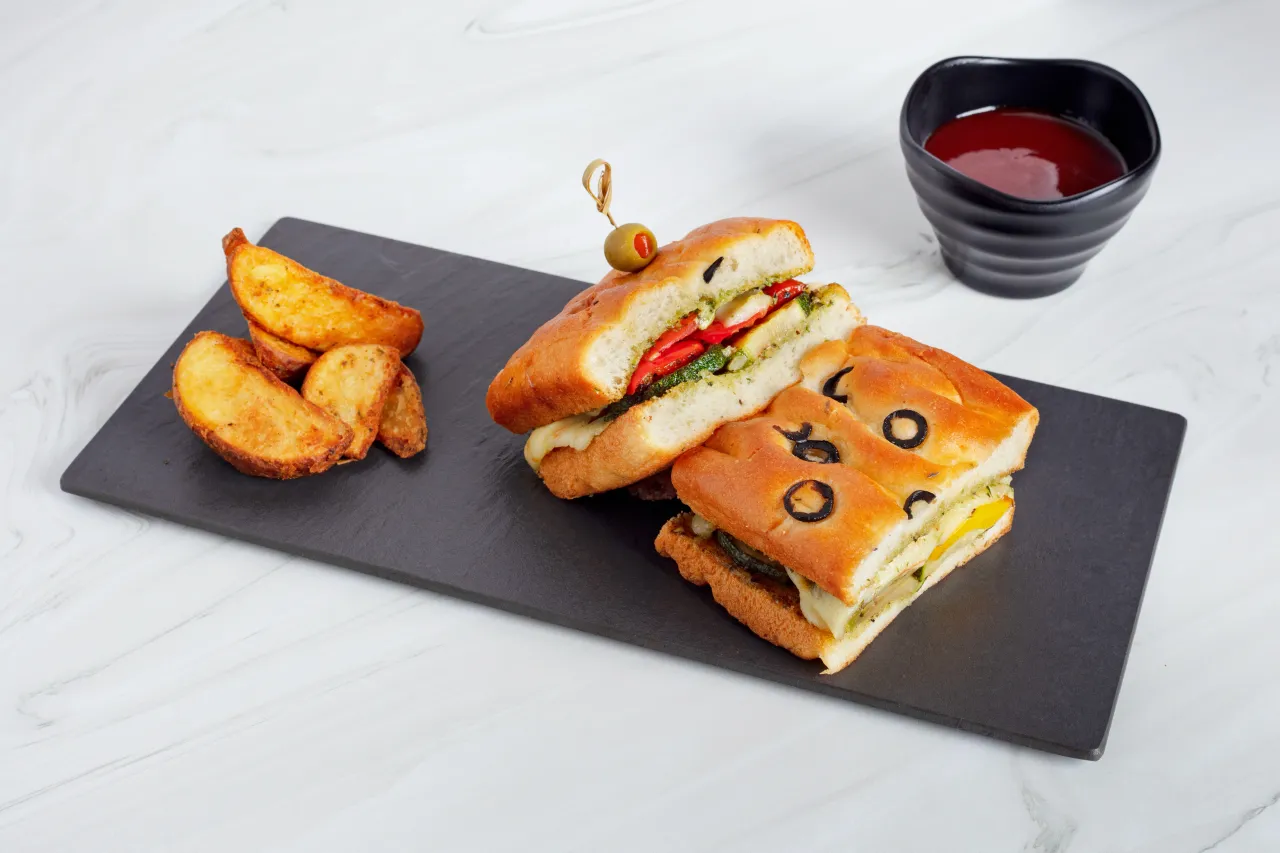 Enjoy a Flavourful Fiesta for World Sandwich & Nachos Day at Taj Coromandel