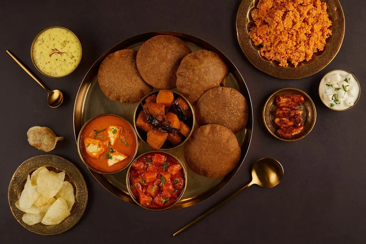 Experience the Joy of Navratri with Anand Sweets' Special Vrat Thali!