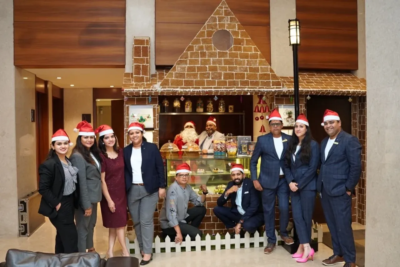 Brightening the Holidays Responsibly: DoubleTree by Hilton Pune-Chinchwad's Sustainable Tree Lighting Gala