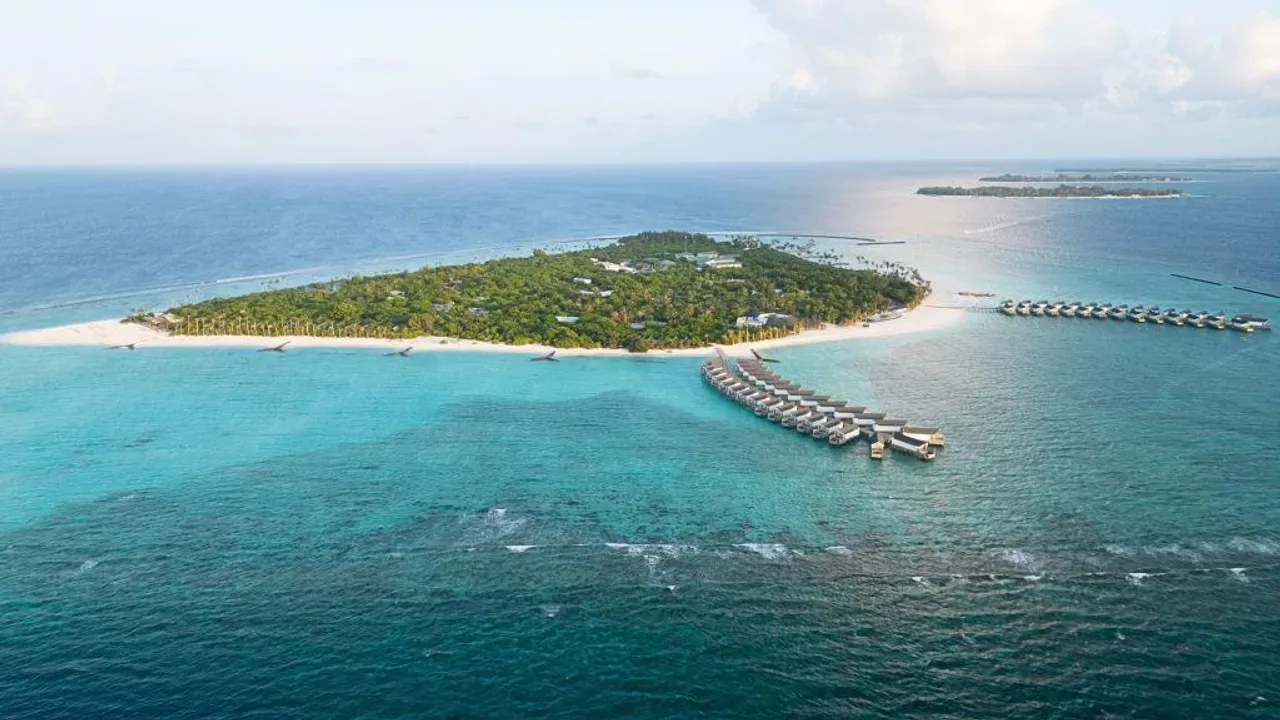 Say ‘I do’ at your dream destination wedding in Maldives’ idyllic island resort Amari Raaya Maldives