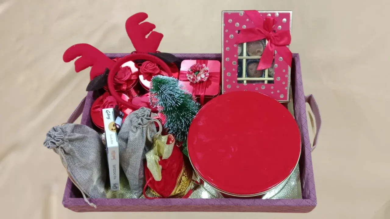 Christmas Classics hamper from Angsana Oasis Spa And Resort