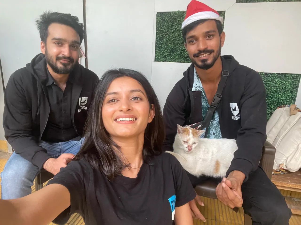 BrewDog spreads Christmas cheer to Mumbai’s rescue dogs