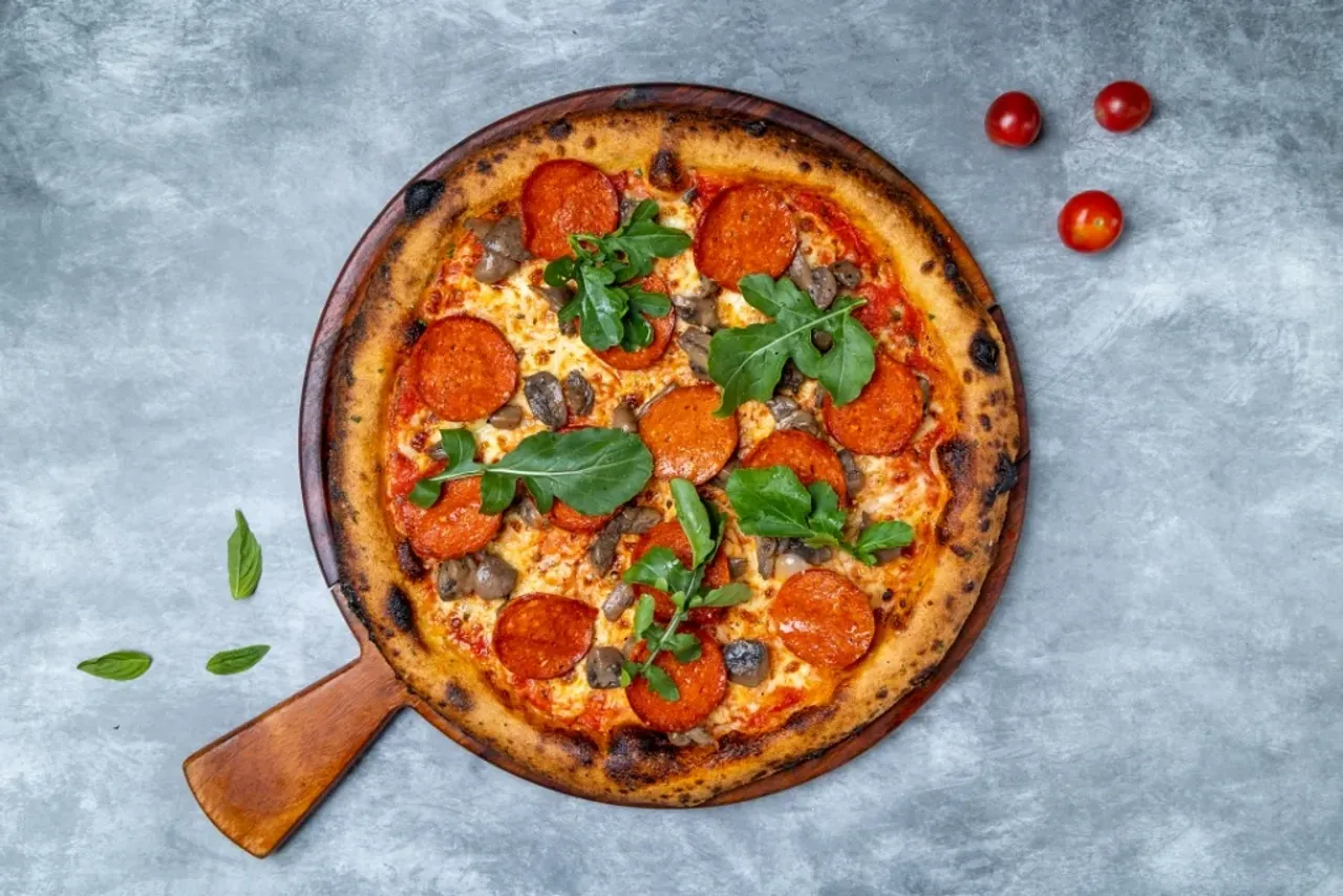 Roxie Unveils India's Longest Gourmet Pizza Menu with 52 Delectable Varieties