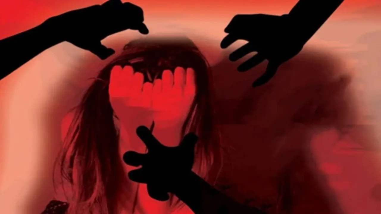 Tarapith gang rape: হকর্মীর স্ত্রীকে গণধর্ষণ করার অভিযোগ উঠল তিন যুবকের বিরুদ্ধে