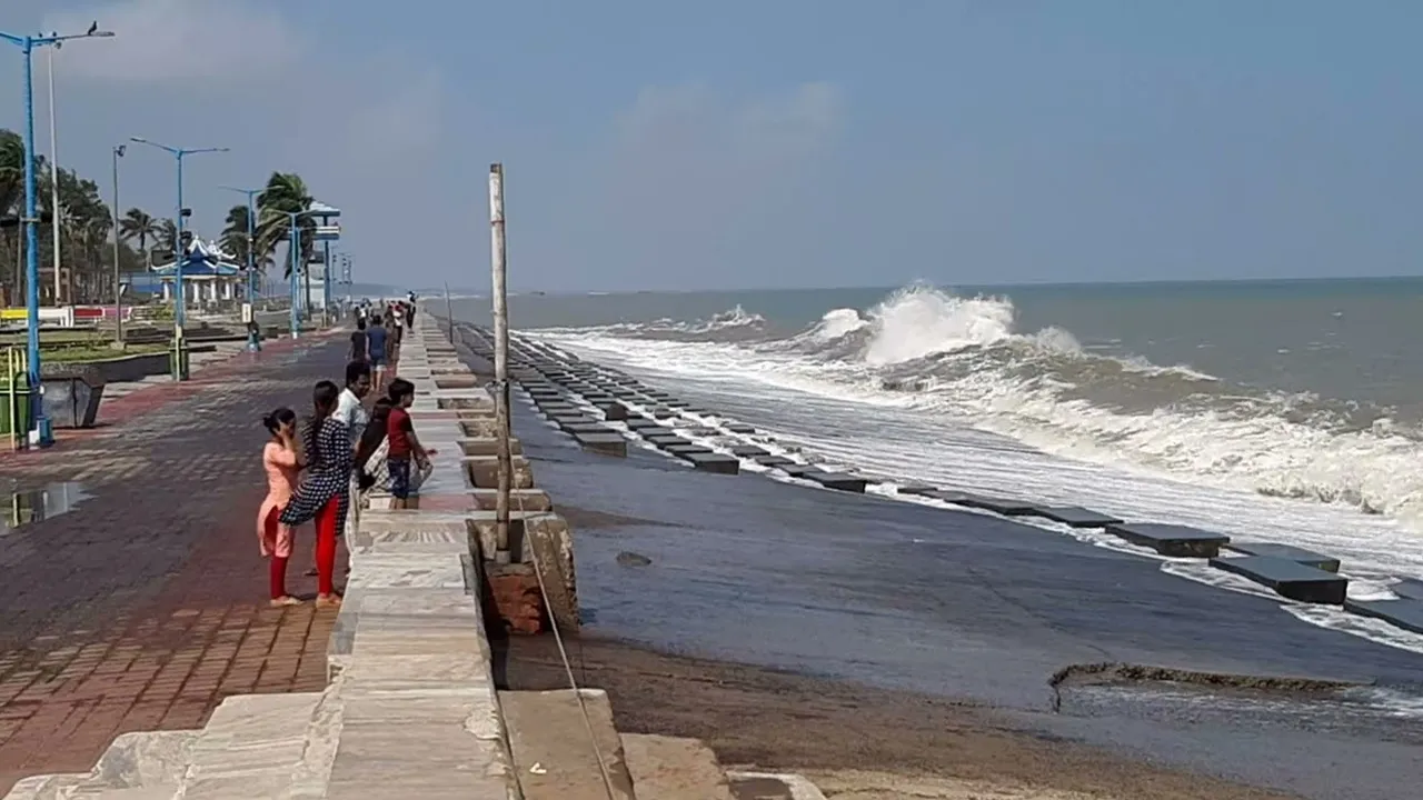 Satyajit Roy Park is being built in Digha : দিঘা সত্যজিৎ রায় পার্ক