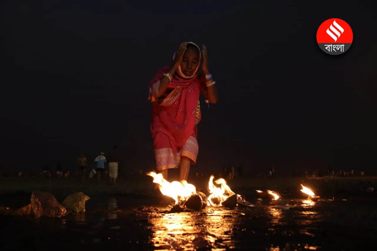 Gangasagar Mela 2025: গঙ্গাসাগর মেলায় ভক্তদের ভিড় পবিত্র স্নানের জন্য