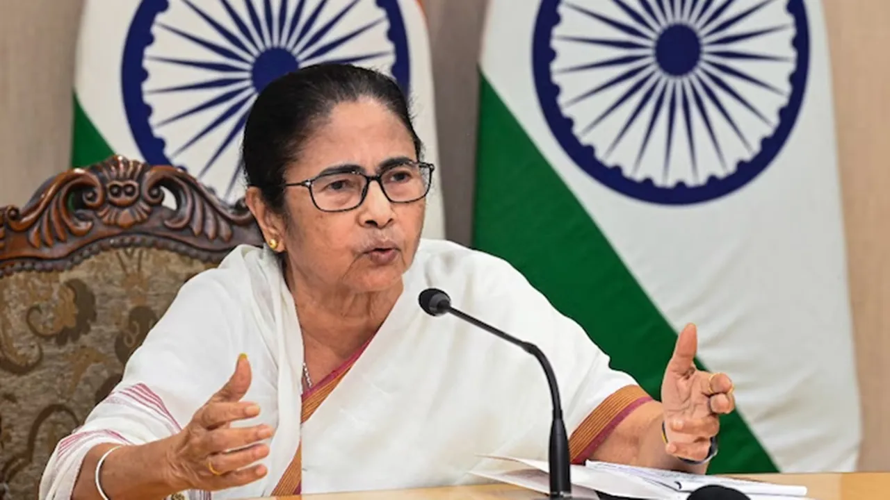 Saline Controversy,saline case, Mamata Banerjee,স্যালাইন কাণ্ড,মমতা বন্দ্যোপাধ্যায়