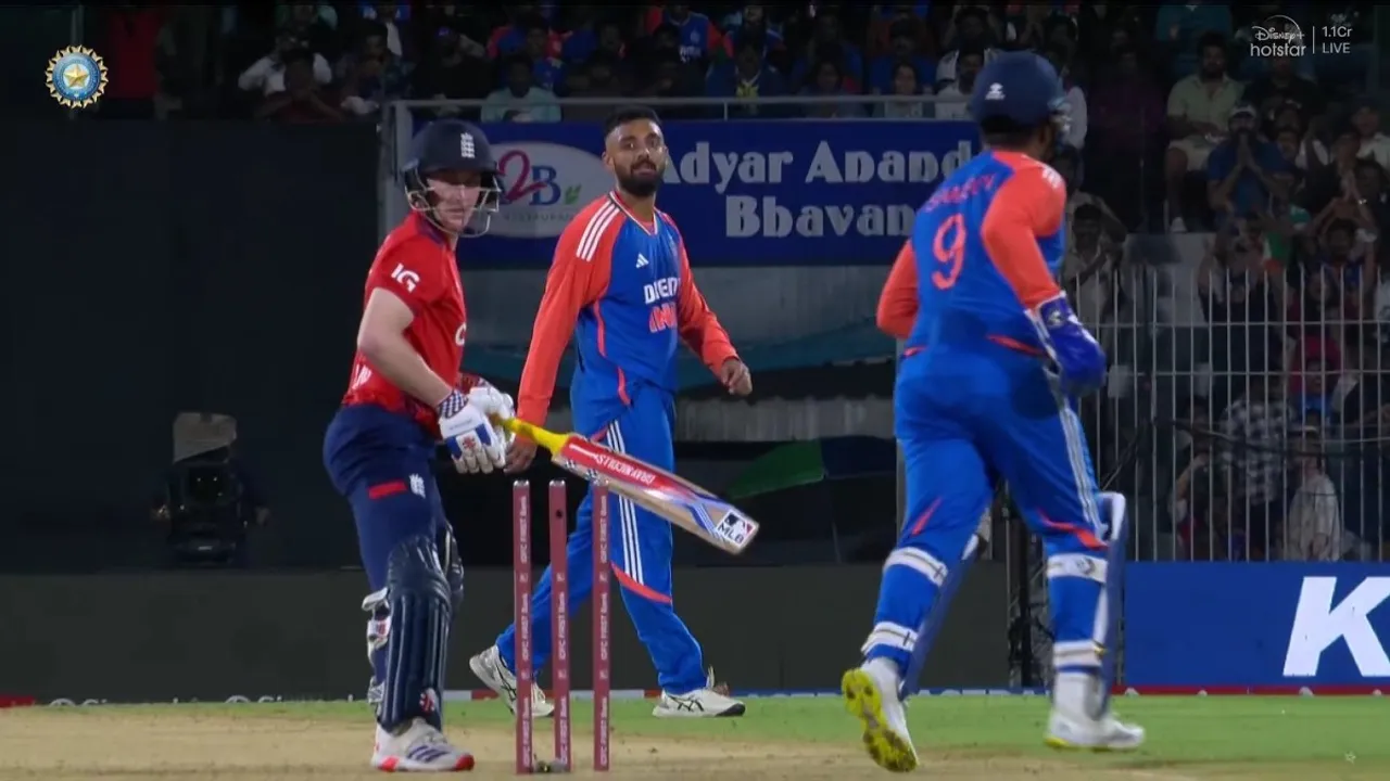 Harry Brook bowled by Varun Chakravarthy
