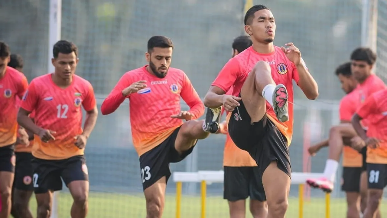 East Bengal Practice: ম্যাচের আগের দিন অনুশীলনে ইস্টবেঙ্গলের খেলোয়াড়রা