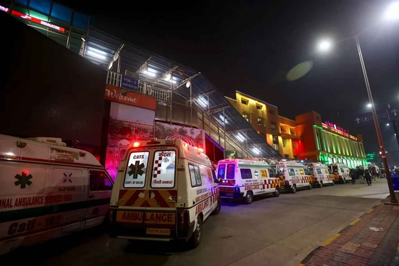 New Delhi Station Stampede: রেলের চরম গাফিলতিতে নয়াদিল্লি স্টেশনে ১৮ জনের পদপিষ্টে মৃত্যু