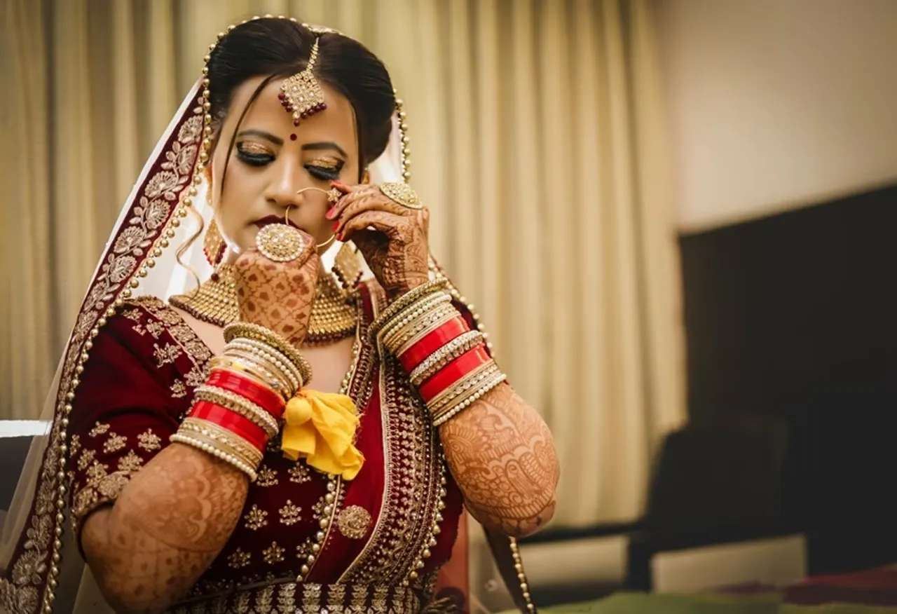Unique Wedding Rituals: ভারতের এই গ্রামে বিয়ের পর আজব রীতি