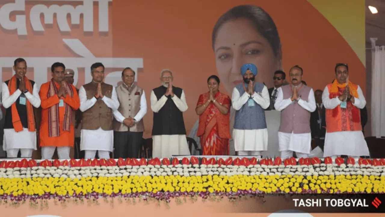 Delhi CM Rekha Gupta Oath Ceremony: মোদীর উপস্থিতিতে শপথগ্রহণ রেখা গুপ্তা-সহ দিল্লির বাকি ৬ মন্ত্রীর