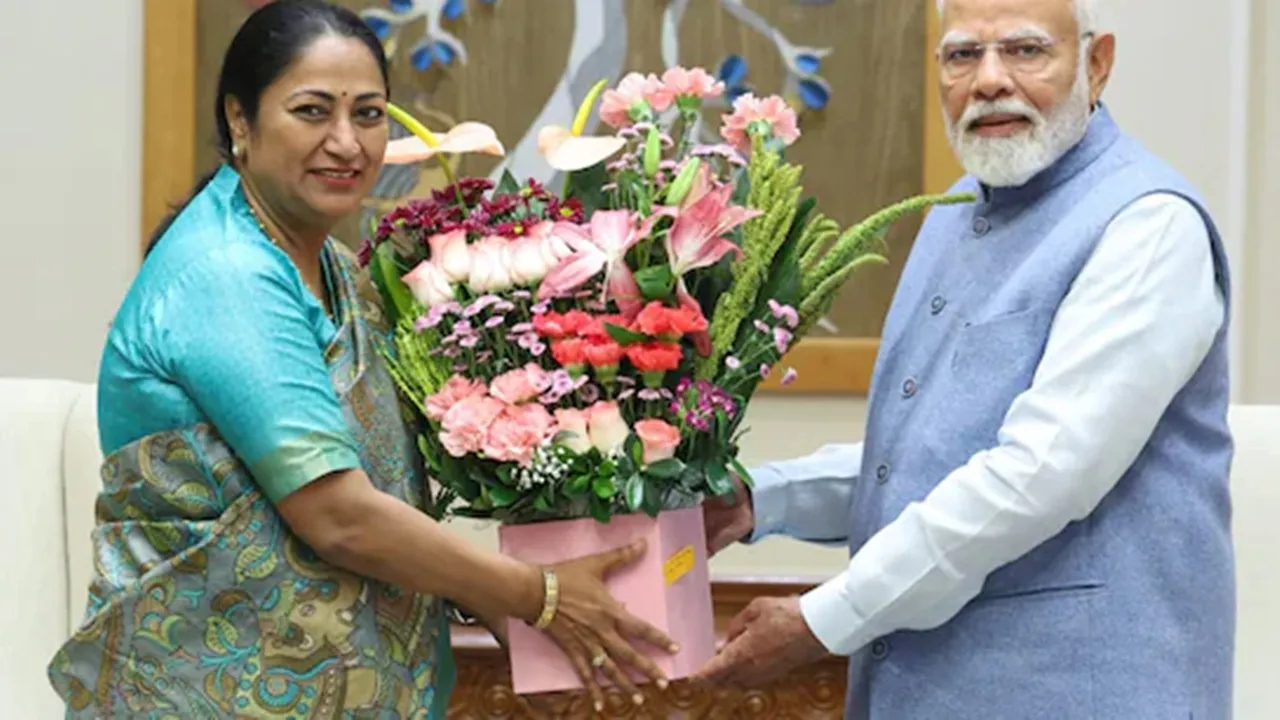 Delhi CM Rekha Gupta Meets PM Modi: