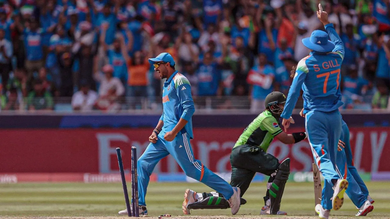 Imam-ul-Haq Run Out: ইমাম-উল-হক রানআউট