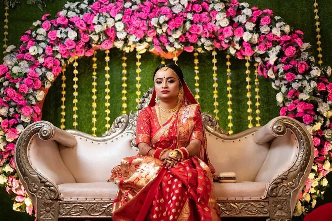 Strange Wedding Rituals: বিয়ের এক মাস আগে থেকেই কনে কাঁদতে শুরু করে