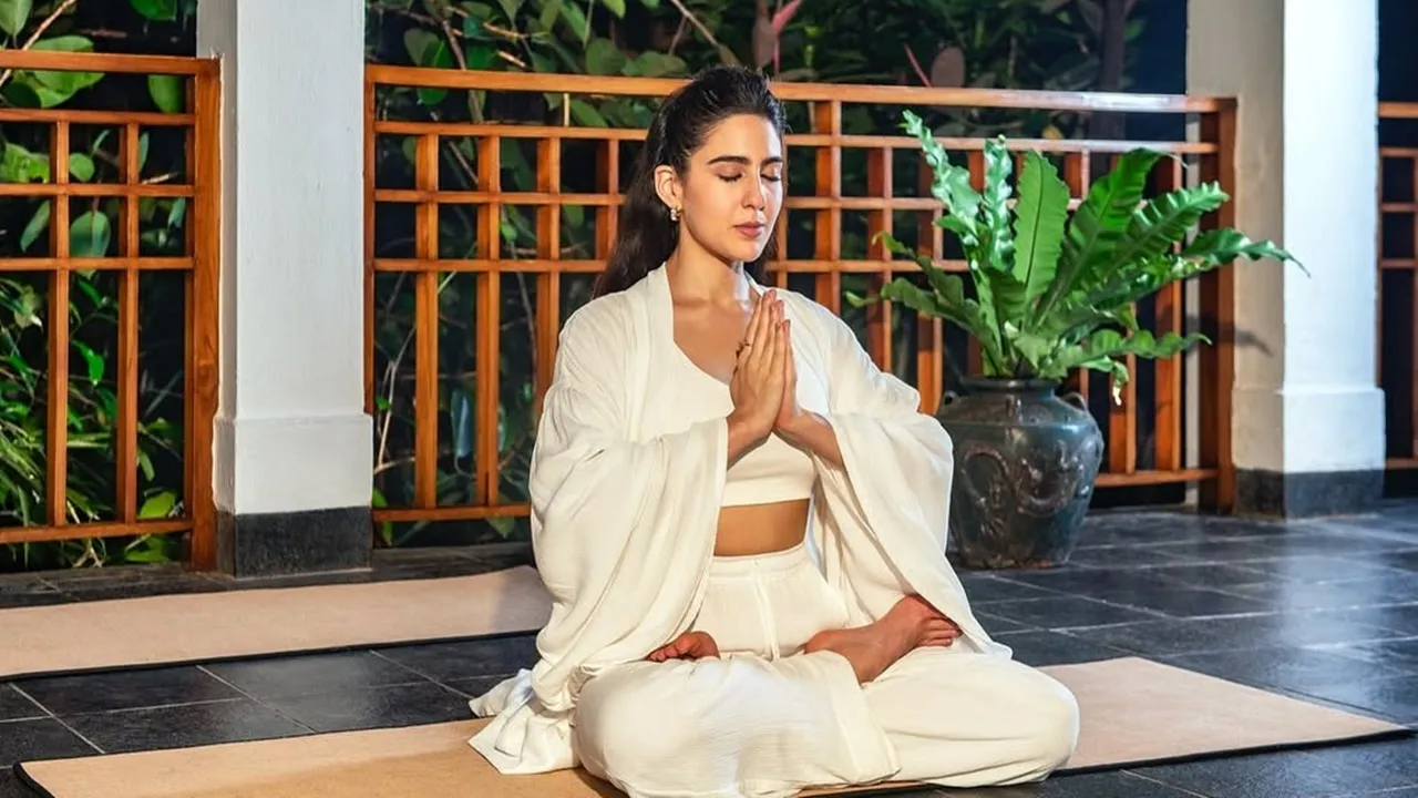 sara ali khan health tips turmaric and spinach water 