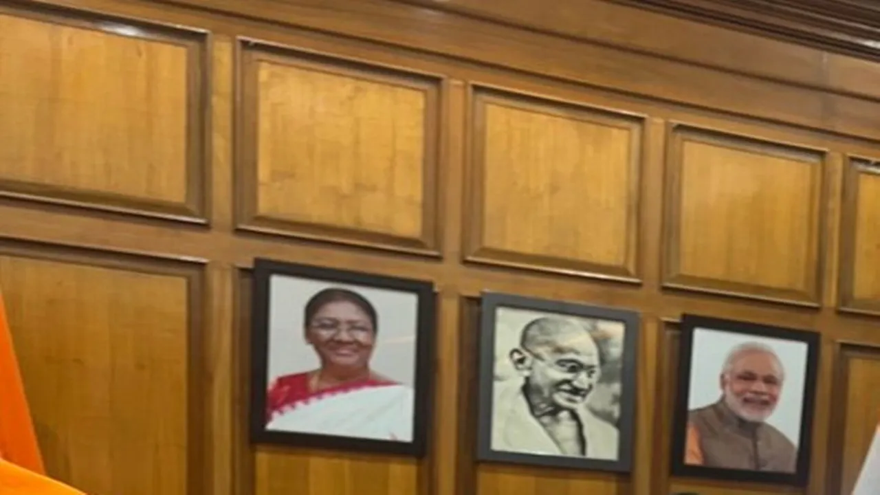 br ambedkar bhagat singh photos removed from delhi cm rekha gupta office in assembly says aap atishi