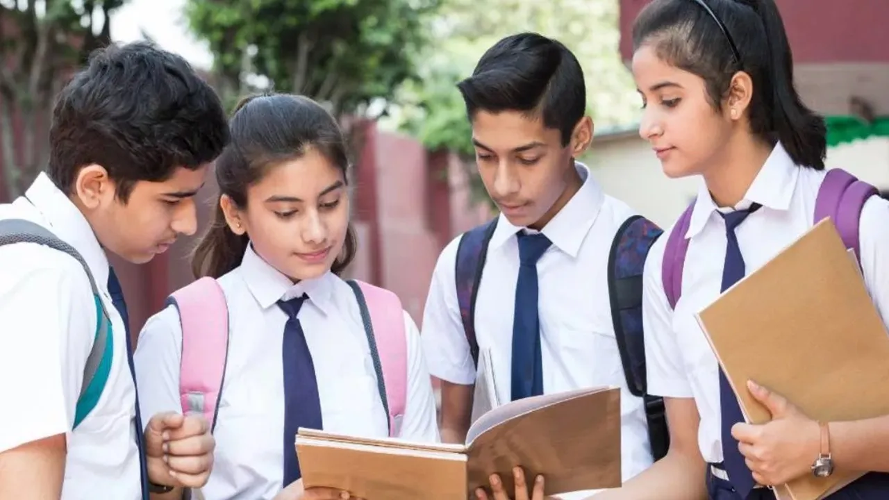 CBSE Class 10 Board Exam: ২০২৬ সাল থেকে বছরে দুবার দশম শ্রেণির বোর্ড পরীক্ষা