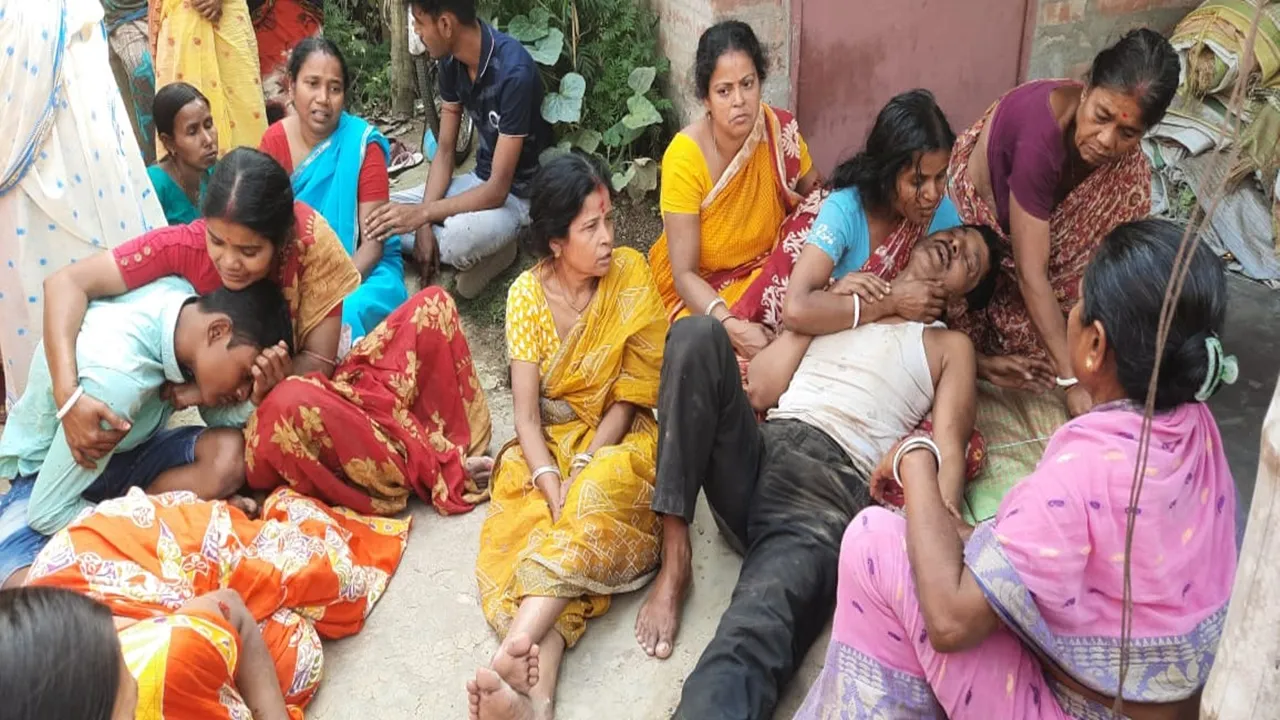 A young man drowned in the river while taking a holy bath on Shivratri in Katwa: শিবরাত্রির দিন ভাগীরথী নদীতে স্নানে নেমে তলিয়ে মৃত্যু যুবকের।