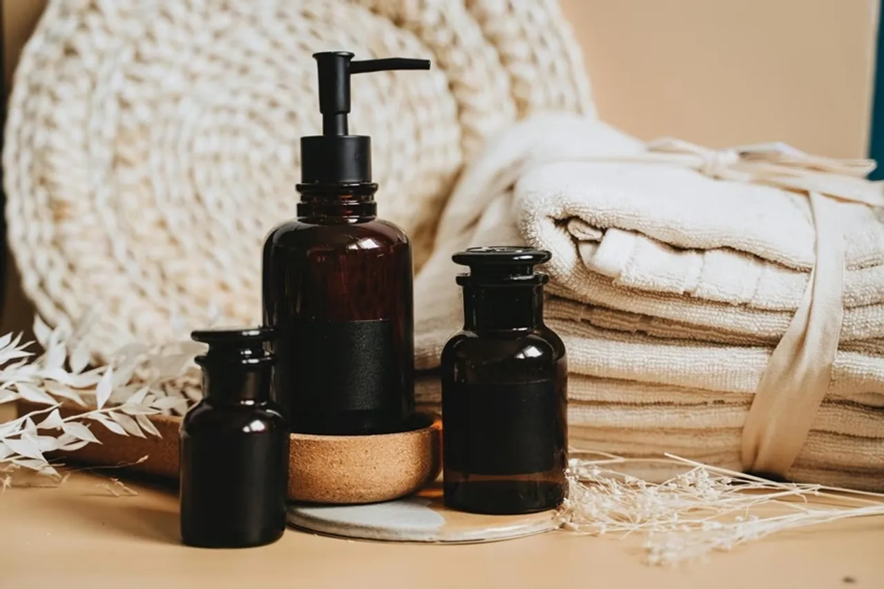 History of Shampoo: শ্যাম্পুর আবিষ্কার হয়েছিল ভারতেই, সুবে বাংলারই এক ব্যবসায়ী ইউরোপে শ্যাম্পু নিয়ে যান