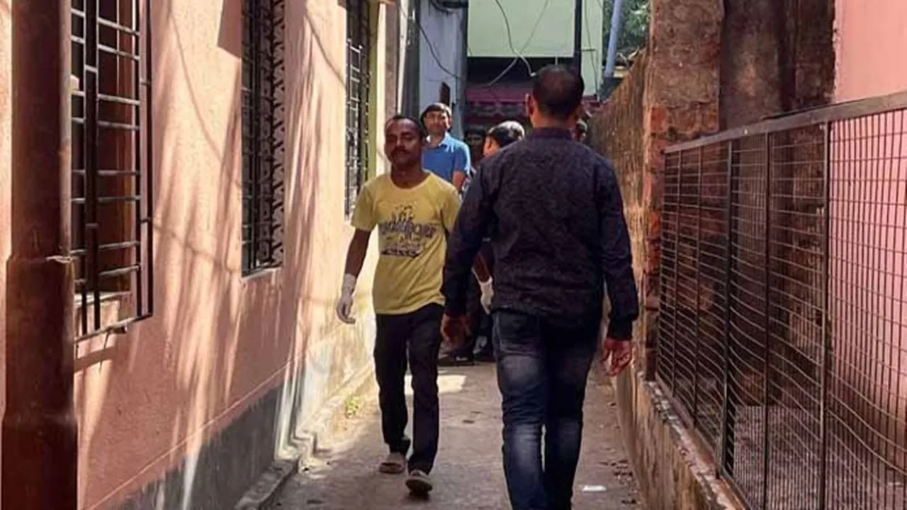 Kasba Death Case: কসবার হালতুতে একই পরিবারের তিন সদস্যের মৃত্যু