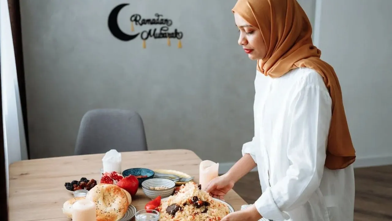 Sehri and Iftar Diet Plan: সেহরি এবং ইফতারে সঠিক খাবার খেয়ে ওজন নিয়ন্ত্রণে রাখুন