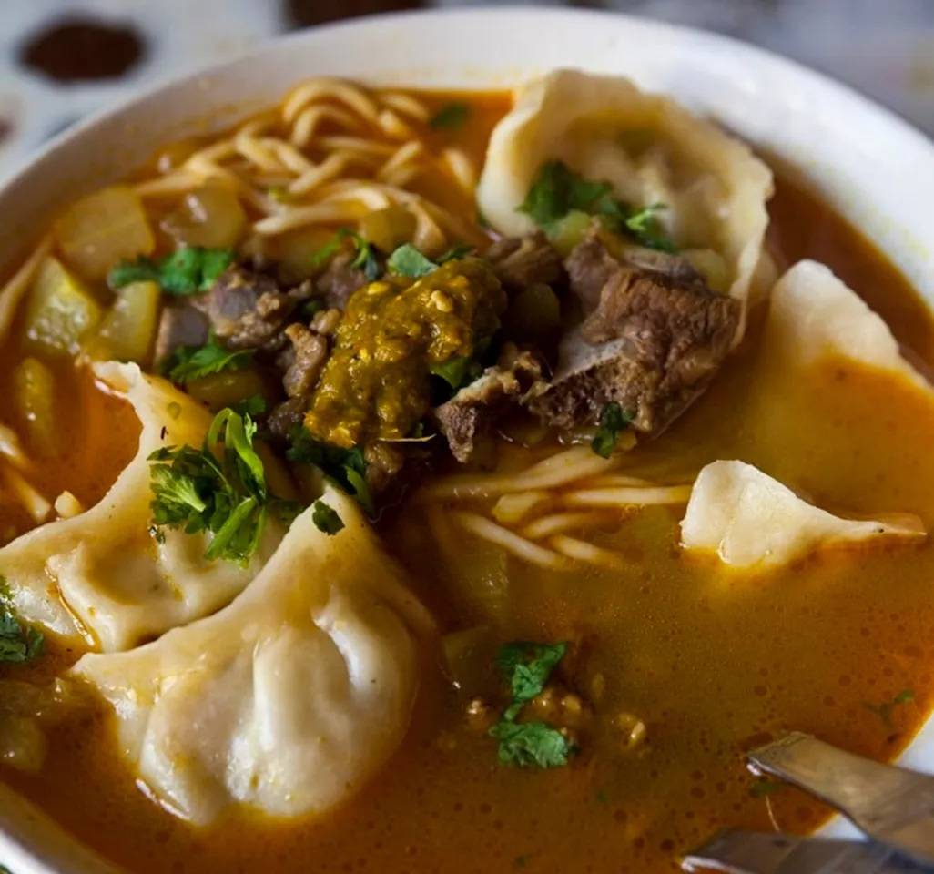 Famous momo places: ভারতে এমন অনেক জায়গা রয়েছে যেখানে আপনি সবচেয়ে সুস্বাদু মোমো পেতে পারেন