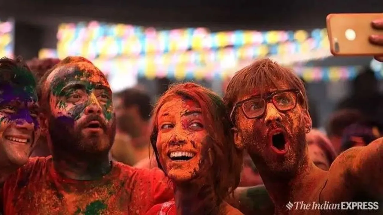 protect smartphone from color and water