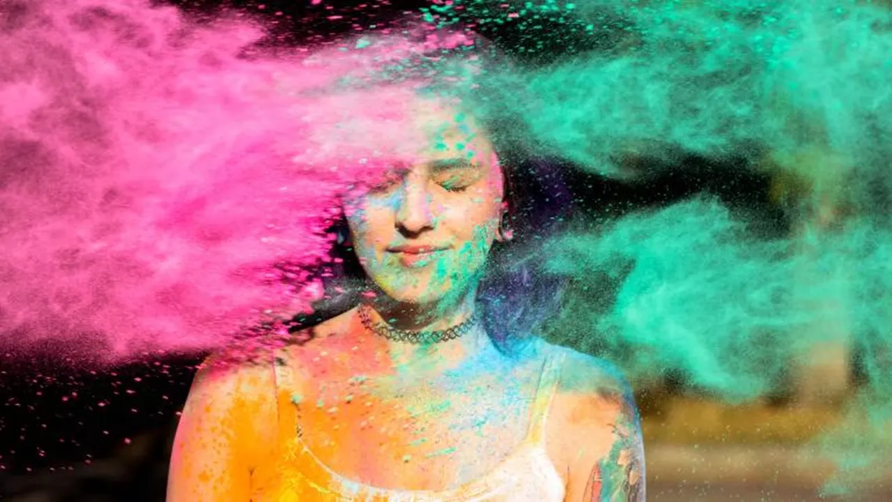Holi Hair care tips: এই সহজ টিপসগুলো মেনে চললে আপনি দোলের আনন্দ চুলের ক্ষতির ভয় ছাড়াই উপভোগ করতে পারবেন