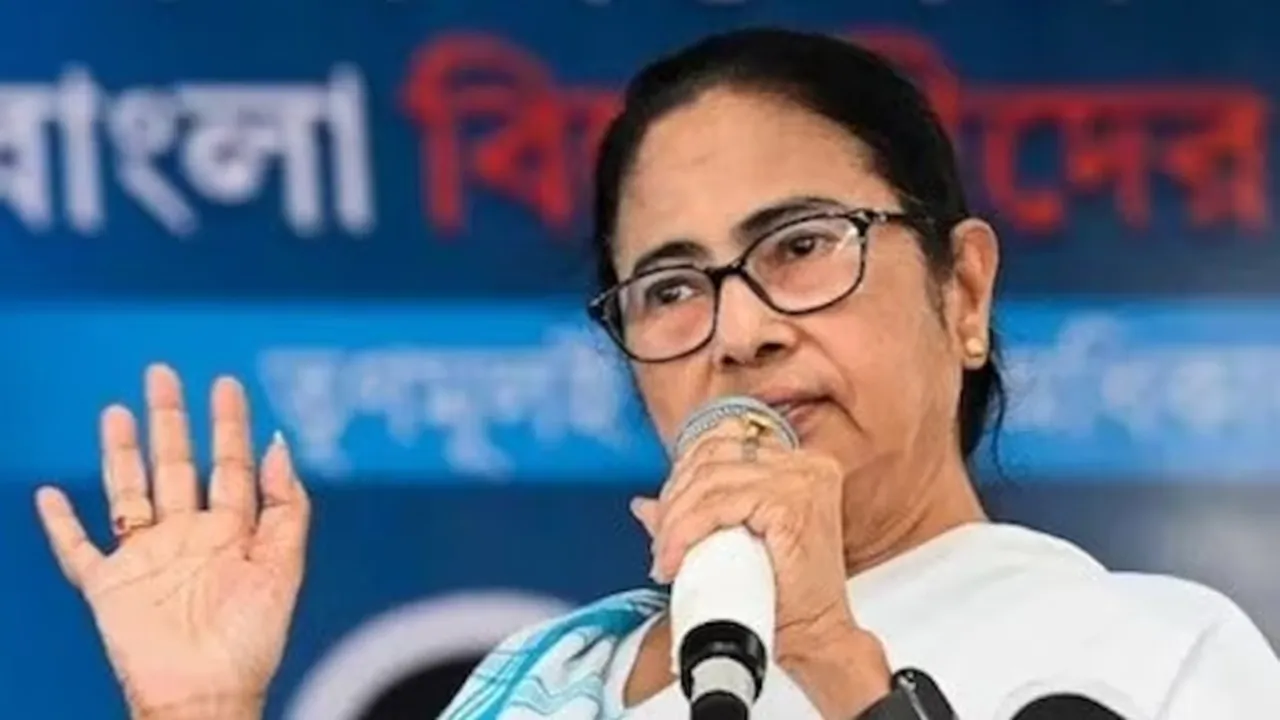 Tapasi Mondal is the chairman of wb women and child welfare department: তাপসী মণ্ডল নারী ও শিশু কল্যাণ এবং সমাজ কল্যাণ দফতরের চেয়ারম্যান