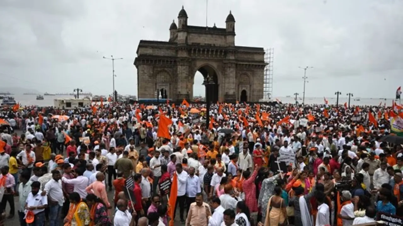 Shivaji Statue Collapse Protest