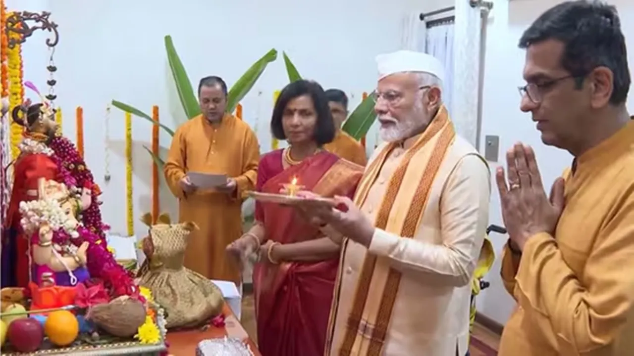 cji modi ganesh puja 