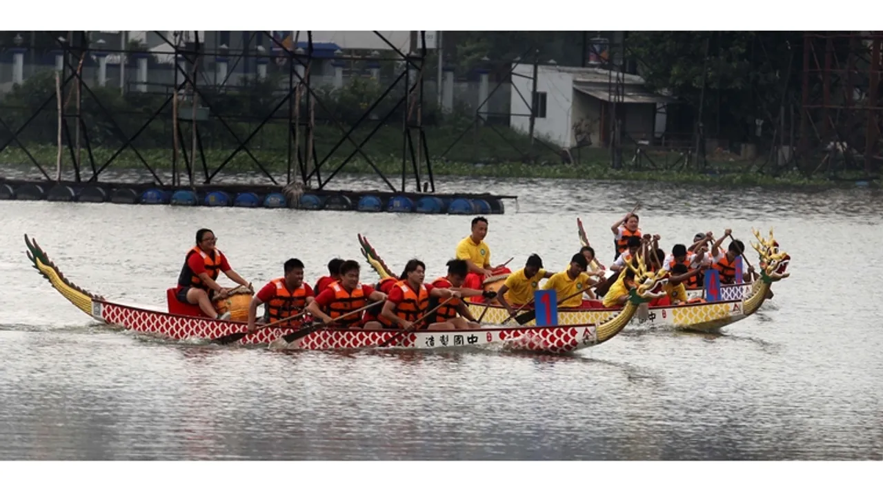 চাইনিজ ড্রাগন বোট ফেস্টিভ্যালে মাতল তিলোত্তমা