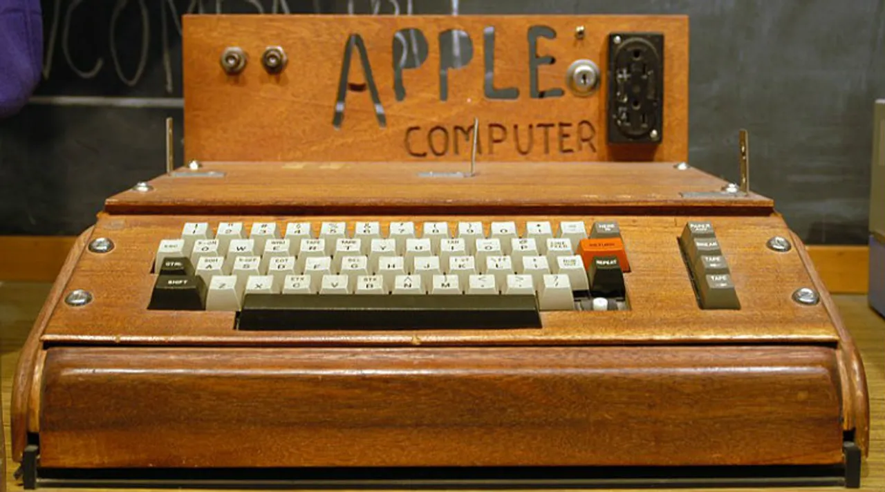 apple-1-computer-wikimedia-commons-759