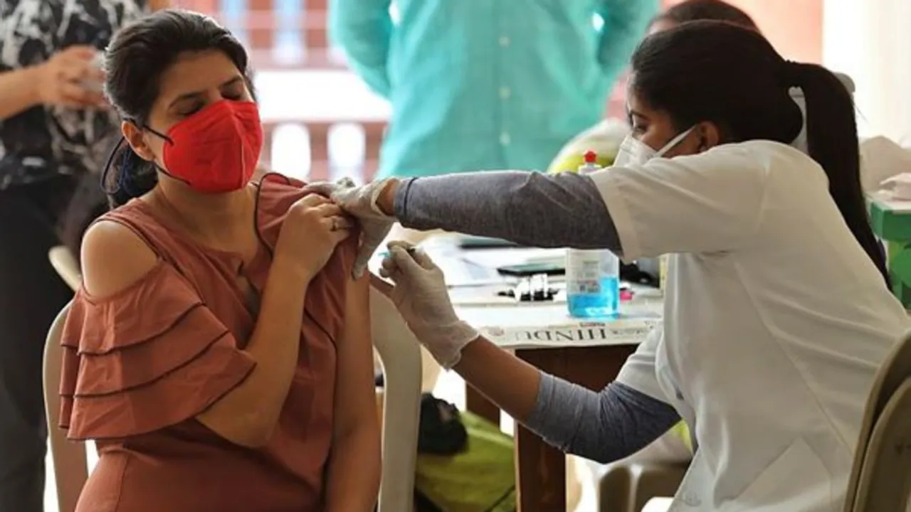 Thane Woman, Covid Vaccination