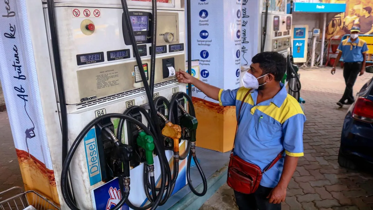 Centre cuts excise duty on petrol and diesel