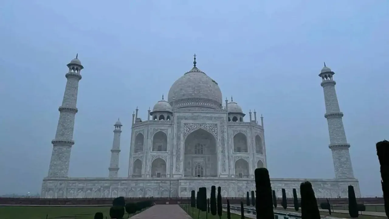 Allahabad HC on plea to open 20 rooms in Taj Mahal