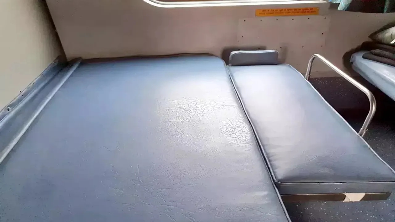 Northern Railway introduces foldable baby berths