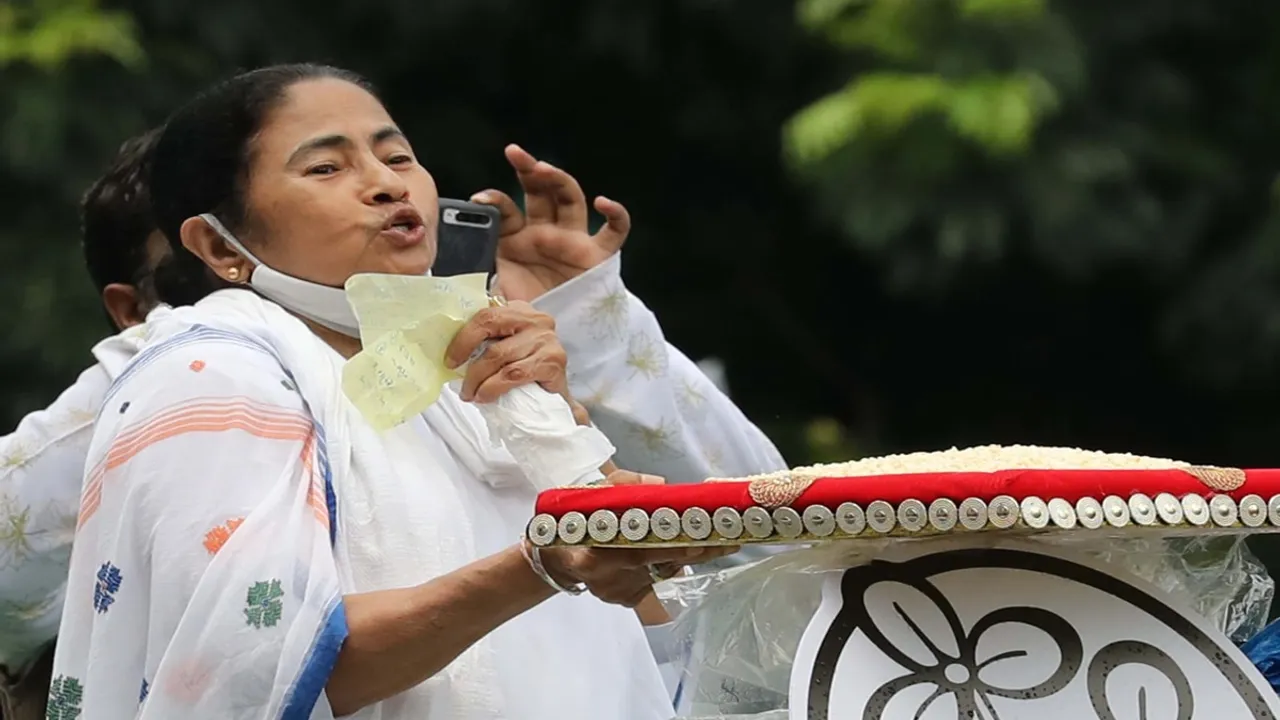 Mamata Banerjee slams bjp regarding gst impose on food at 21 july sahid diwas