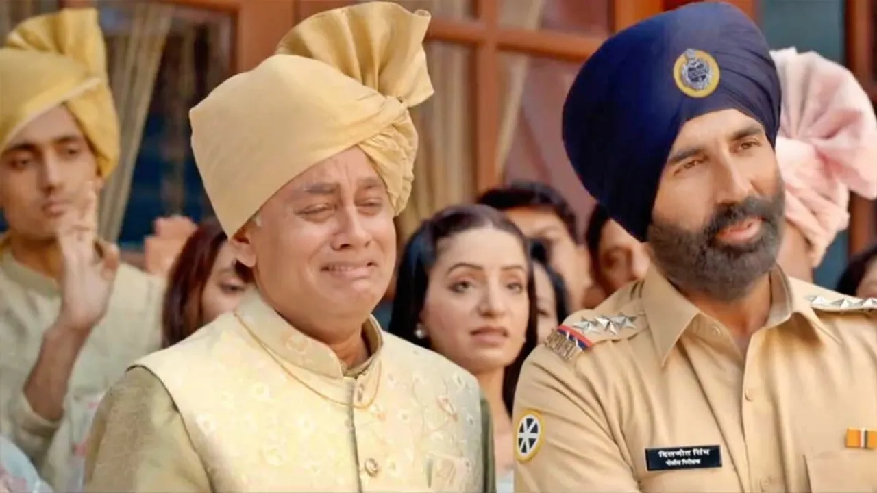 Akshay Kumar, Akshay Kumar ad, Akshay Kumar's ad receives backlash as it allegedly promotes dowry, Union Minister Nitin Gadkari, অক্ষয় কুমার, নীতিন গড়কড়ি, অক্ষয় কুমারের বিজ্ঞাপন, Indian Express Entertainment News, Bengali News today