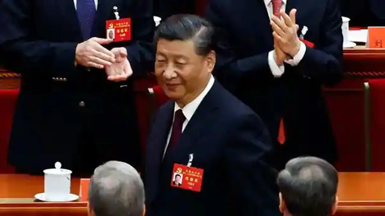 Xi Jinping, Xi Jinping re-elected, Xi Jinping news, Xi Jinping 3rd term, Xi Jinping china, China Communist Party, Mao Zedong, Communist Party of China, China Covid policy, China Xi Jinping, indian express news
