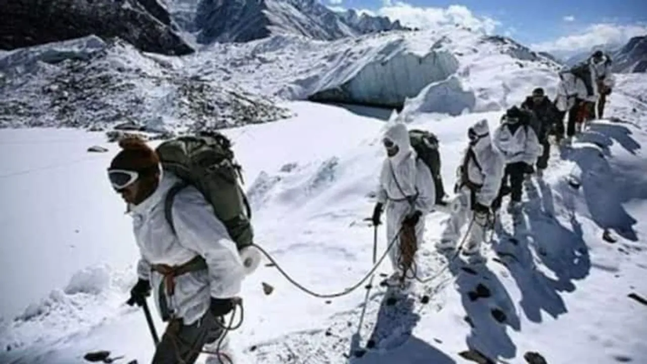 pushkar singh dhami, avalanche uttarakhand, 28 trapped, uttarakhand avalanche