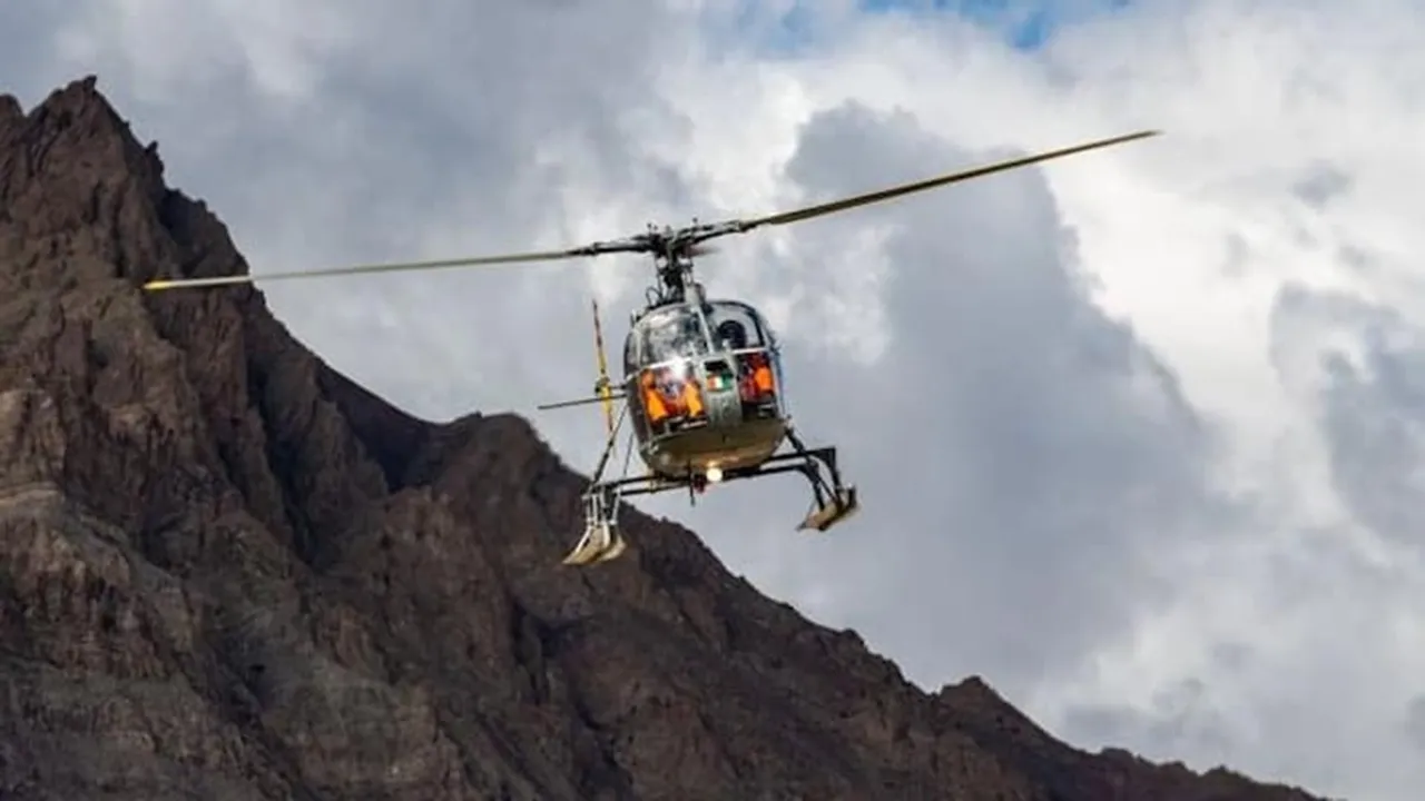 pushkar singh dhami, avalanche uttarakhand, 28 trapped, uttarakhand avalanche
