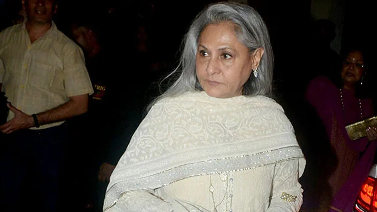 jaya bachchan shared a comment asking why indian women wearing western dress?